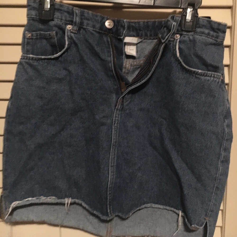 H&M denim skirt size 6
